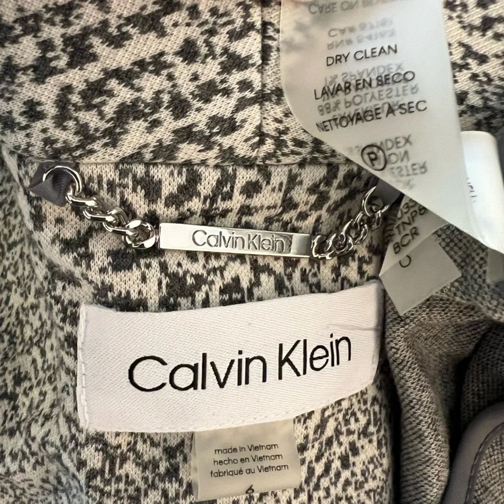 CALVIN‎ KLEIN GREY & WHITE LONG BLAZER/JACKET